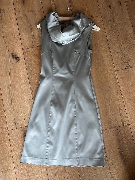 Vestiti: Festkleid in der Grösse 36 – Usato da Jegenstorf venduto da momonika 2
