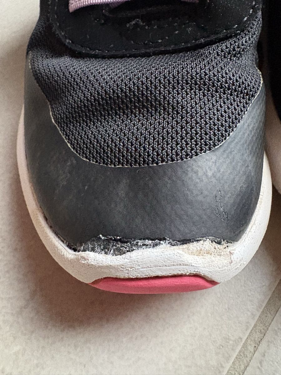 Skechers Schuhe für Mädchen: Mädchen Turnschuhe Gr. 28 – Gebraucht aus Wolfhausen von lala_wolfhausen 6