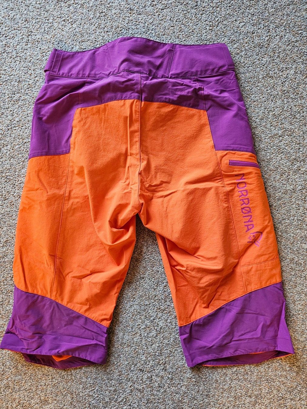 Norrøna Pantaloni: Norrona Bikeshorts XS – Usato da Horw venduto da KatharinaT 3
