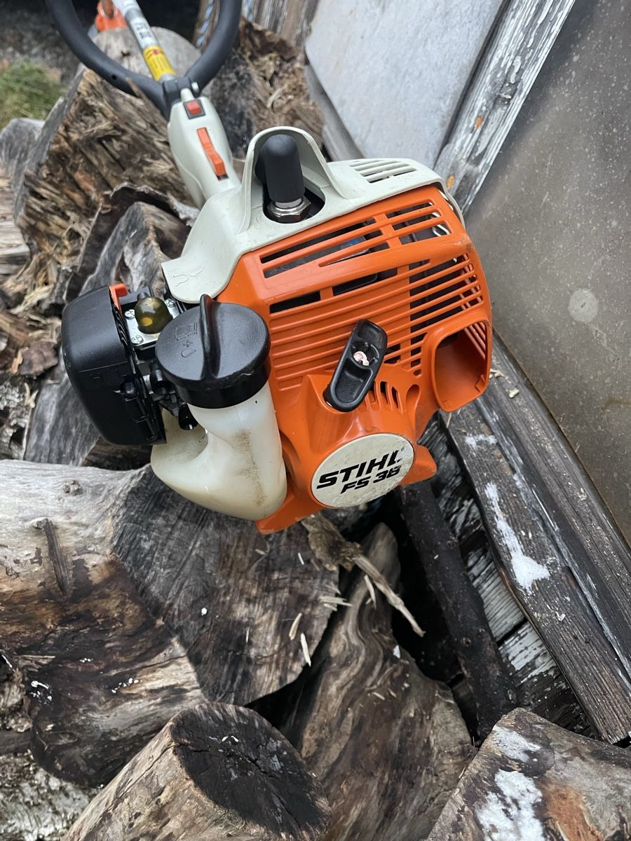 Stihl Alle Maschinen: STIHL FS 38 Benzin-Trimmer – Gebraucht aus Bern von SVTools