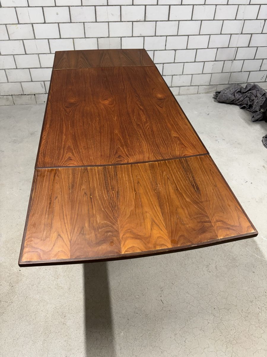 Tavoli: Danish midcentury Teak Extendable Dining Table 1959 – Usato da Attiswil venduto da Retrodane 3