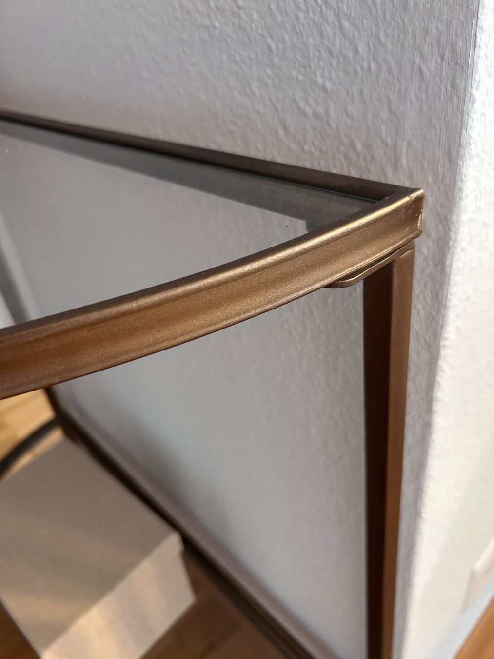 Konsolen: Halbrunde Glas-Konsole mit Antik-Finish – Gebraucht aus Thun von nes_y7s6 2