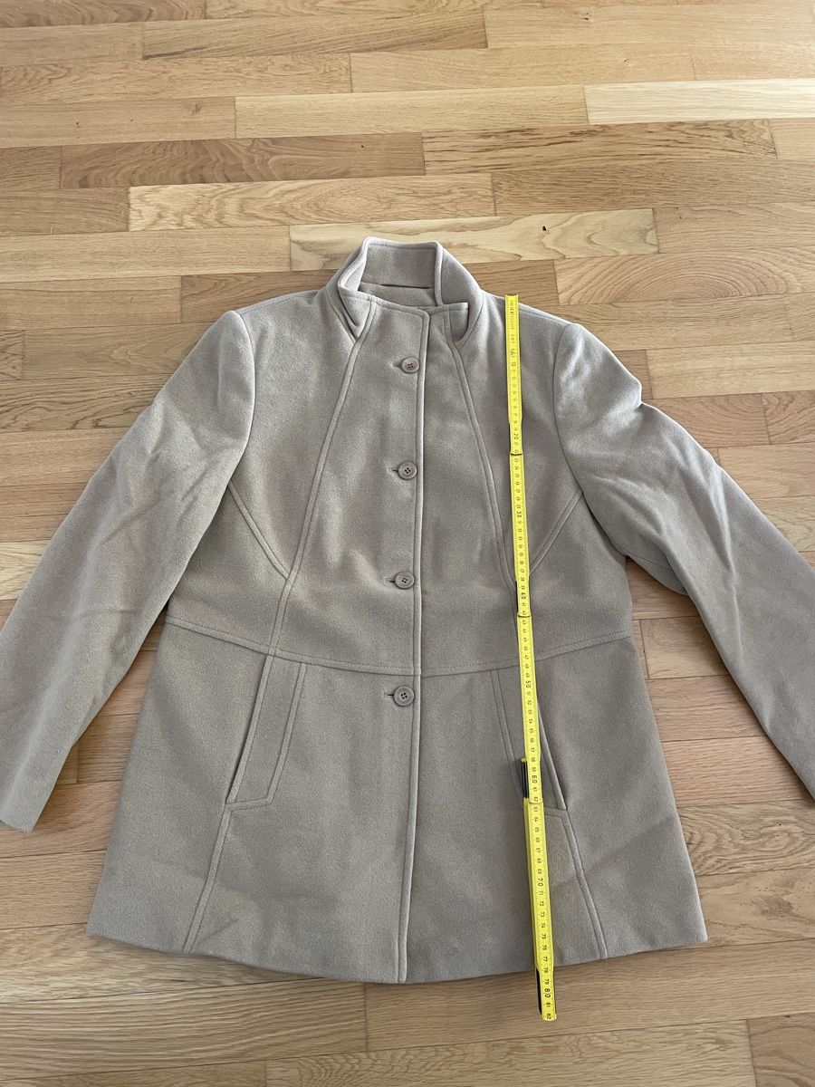 Gerry Weber Cappotti: Schicker Übergangsmantel Gr. 42 beige – Usato da Opfikon venduto da janineschlosser