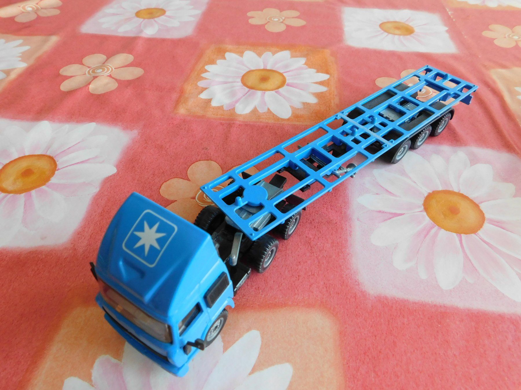 Siku Kit di modellismo & Modellini statici: Siku Iveco Containersattelschlepper Maersk 1:55 Set 2. – Nuovo (secondo la descrizione) da Strengelbach venduto da Wedi73 1
