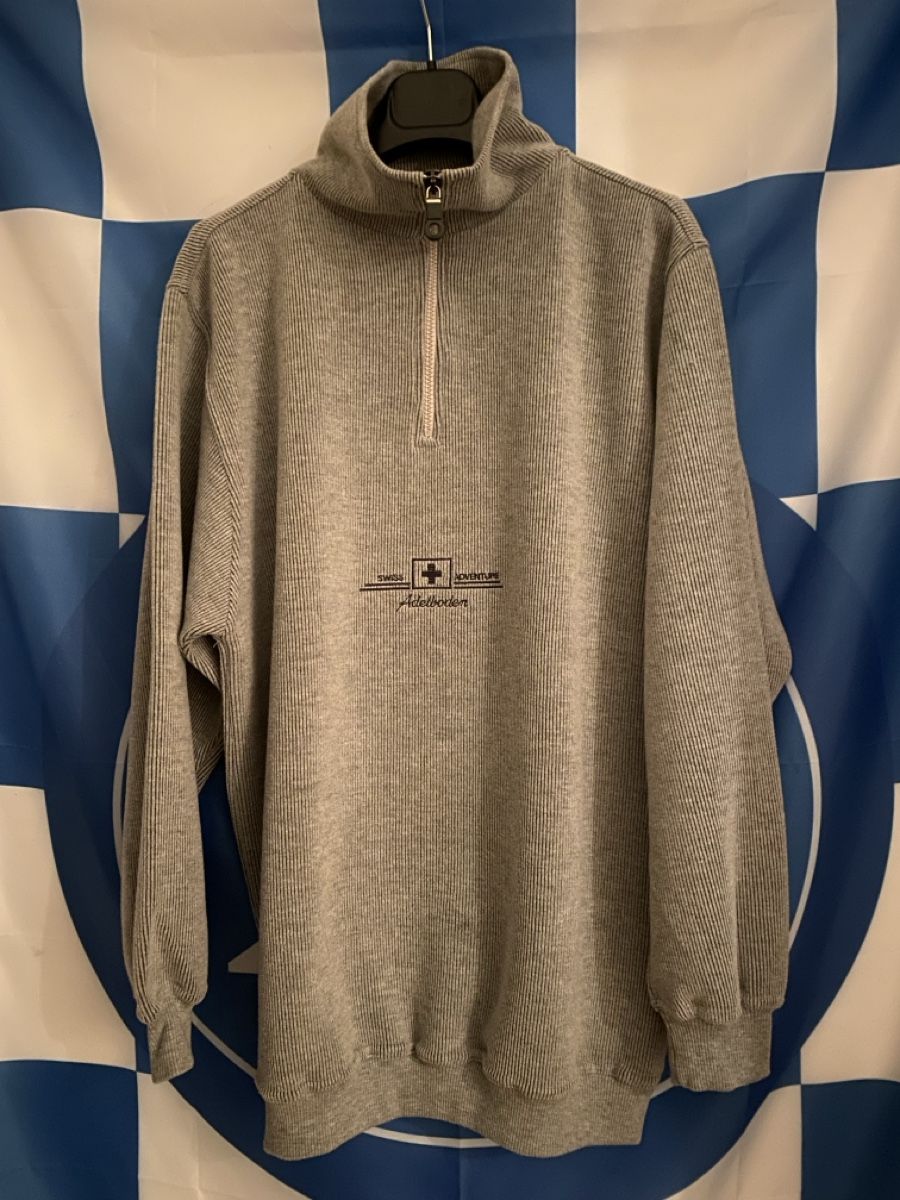 Pullover & Sweatshirts: Schweizer Design Pulli, Graumeliert grösse S, Top Zustand – Neu und originalverpackt aus Allschwil von Deal_Tiger99