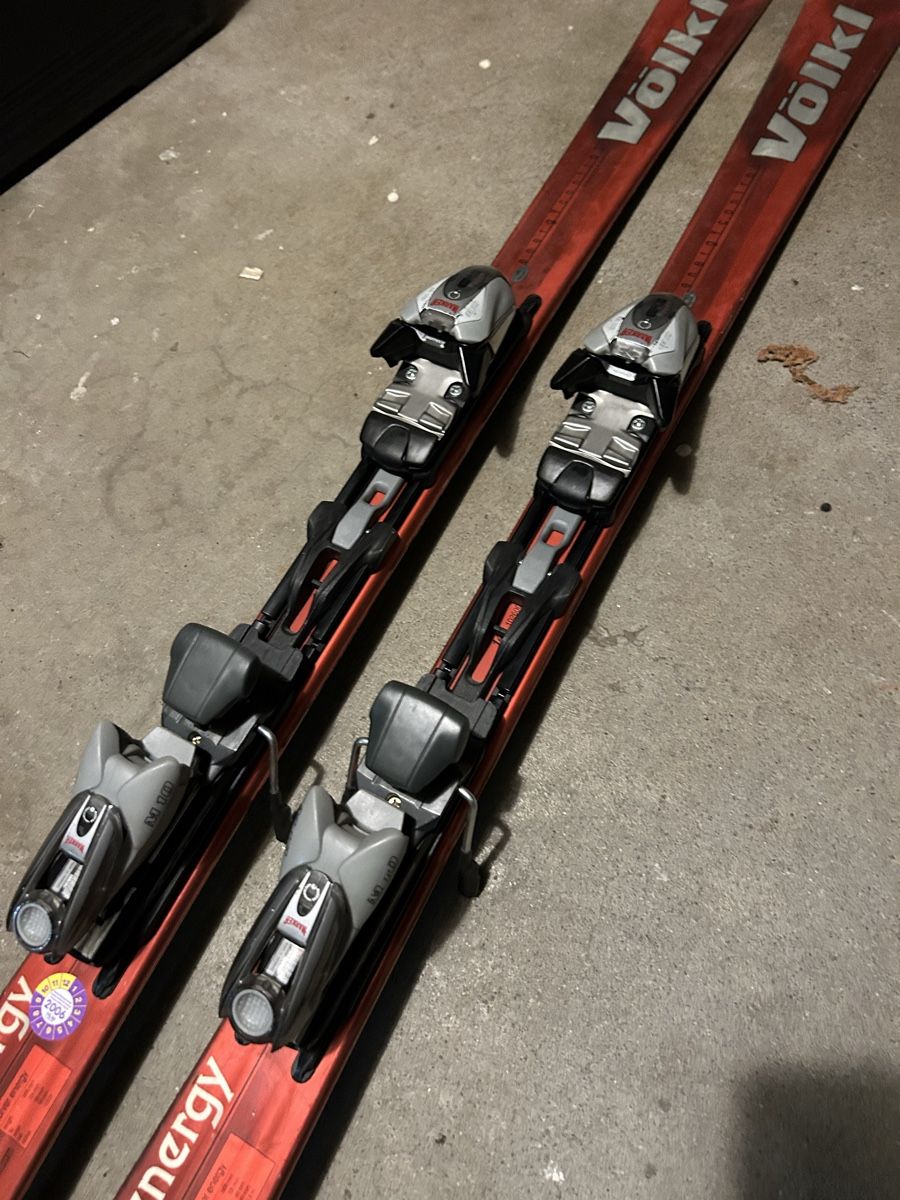 Völkl Sci: Völkl Ski Carver Energy – Usato da Urtenen-Schönbühl venduto da daremare 2