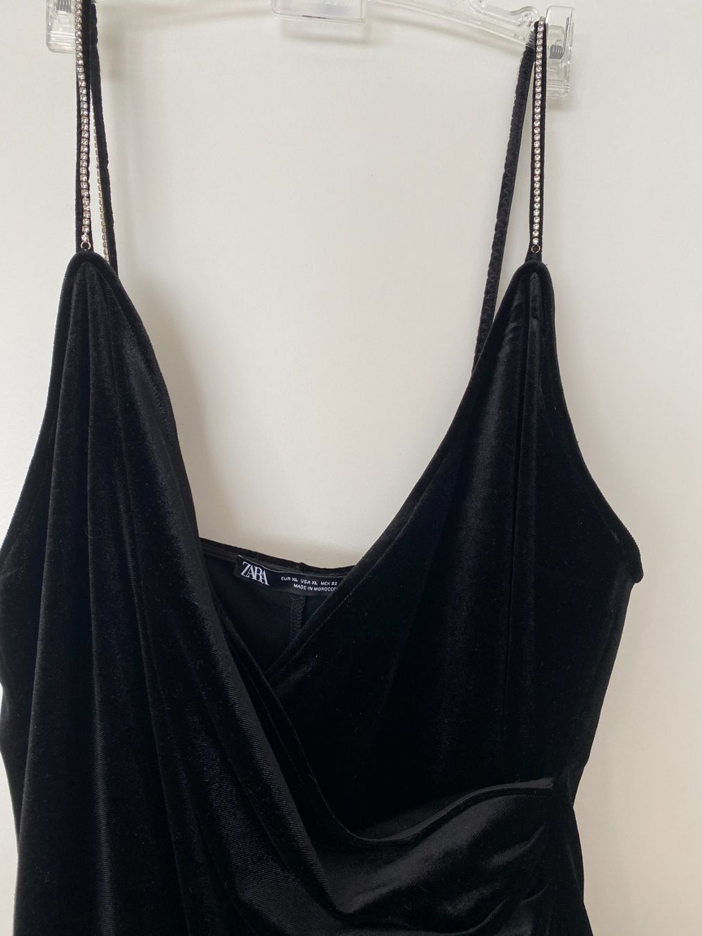 Zara Vestiti: Abendkleid schwarz / Samtkleid von Zara Gr. XL – Usato da Thalwil venduto da gb_ea2000 3