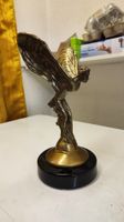 Skulpur Spirit of ecstasy,  "Emily" oder "Flying Lady"Bronze