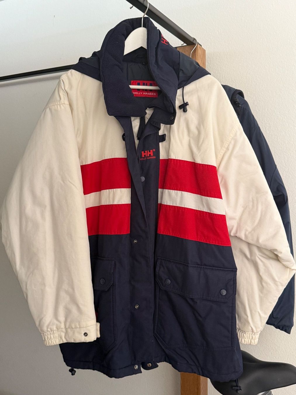 Helly Hansen Giacche: Helly Hansen Coastal Jacke – Nuovo (secondo la descrizione) da Möhlin venduto da bytelabor.ch