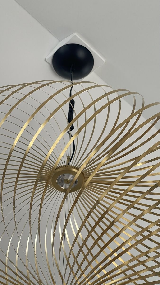 Tom Dixon Lampade: Luxuriöse Tom Dixon Spring Large – Nuovo (secondo la descrizione) da Landschlacht venduto da BenLesch 1