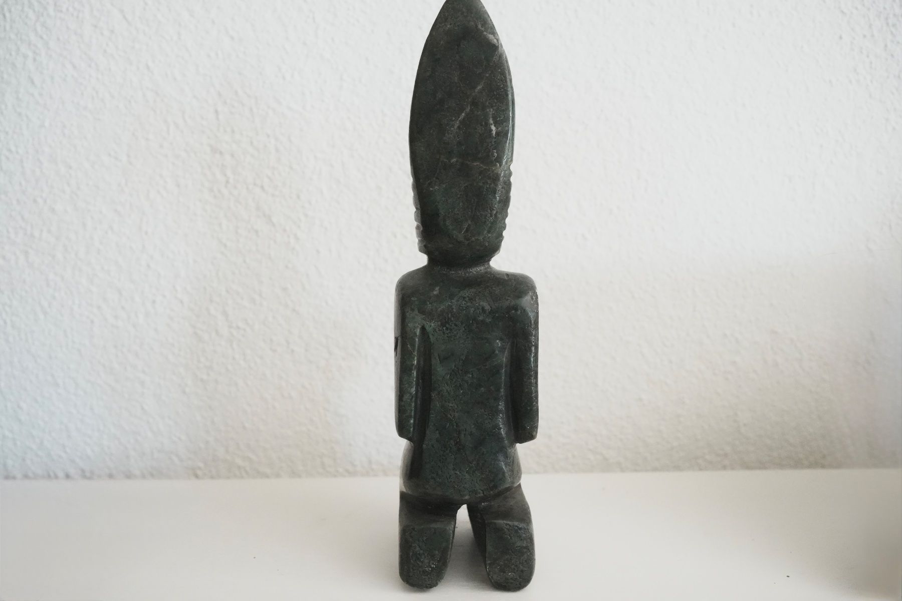 Sculture & Statue: Steinfigur, mexikanisch, Priester mit Räucherschale – Usato da Volketswil venduto da HeredisAntiques 3