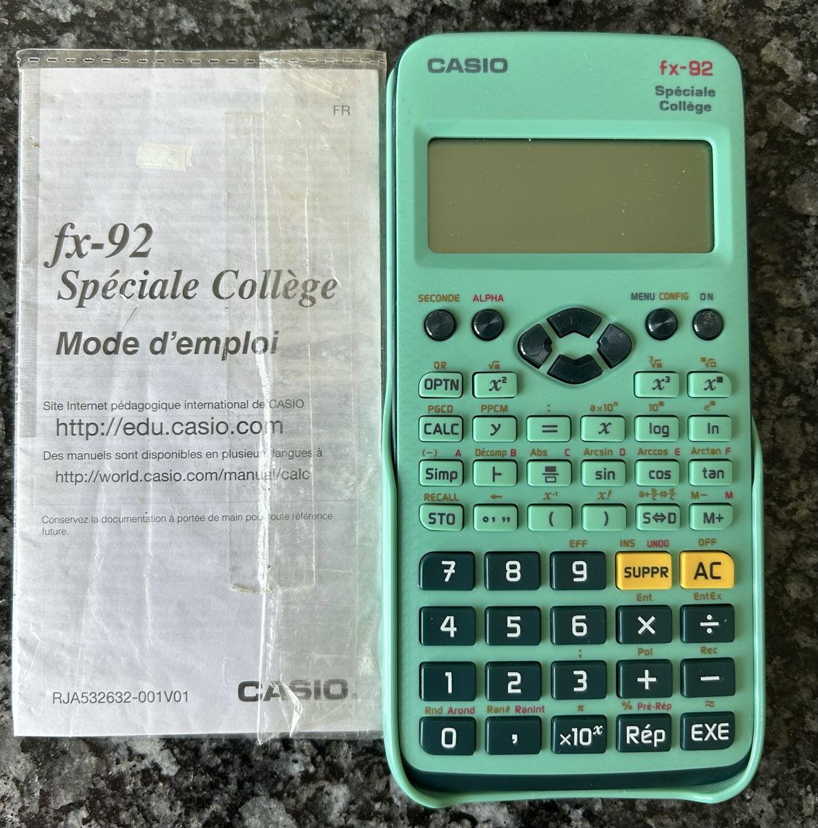 Casio Taschenrechner: Casio fx-92 Spéciale Collège Calculator  – Gebraucht aus Zürich von Sophie0569