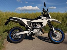 Suzuki DR-Z4SM (2026) fast wie neu + Werksgarantie 48Monate