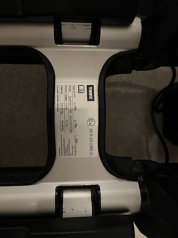 Portapacchi: Thule Easyfold XT 2 933 Fahrradträger  – Usato da Emmenbrücke venduto da gel_n5rj 4