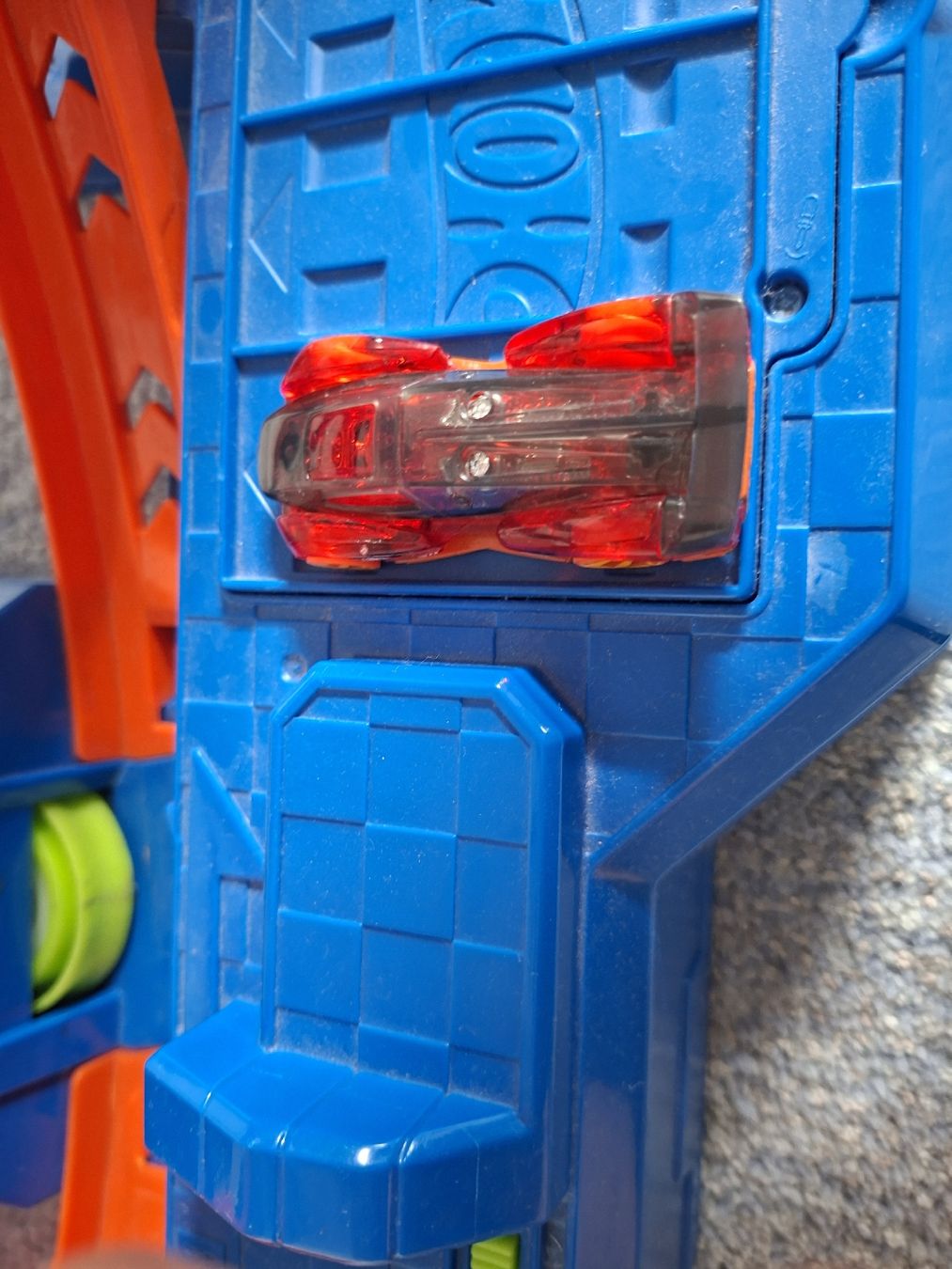 Hot Wheels Rennbahnen: Hot Wheels Rennbahn mit Looping  – Gebraucht aus Zäziwil von Maarty 1