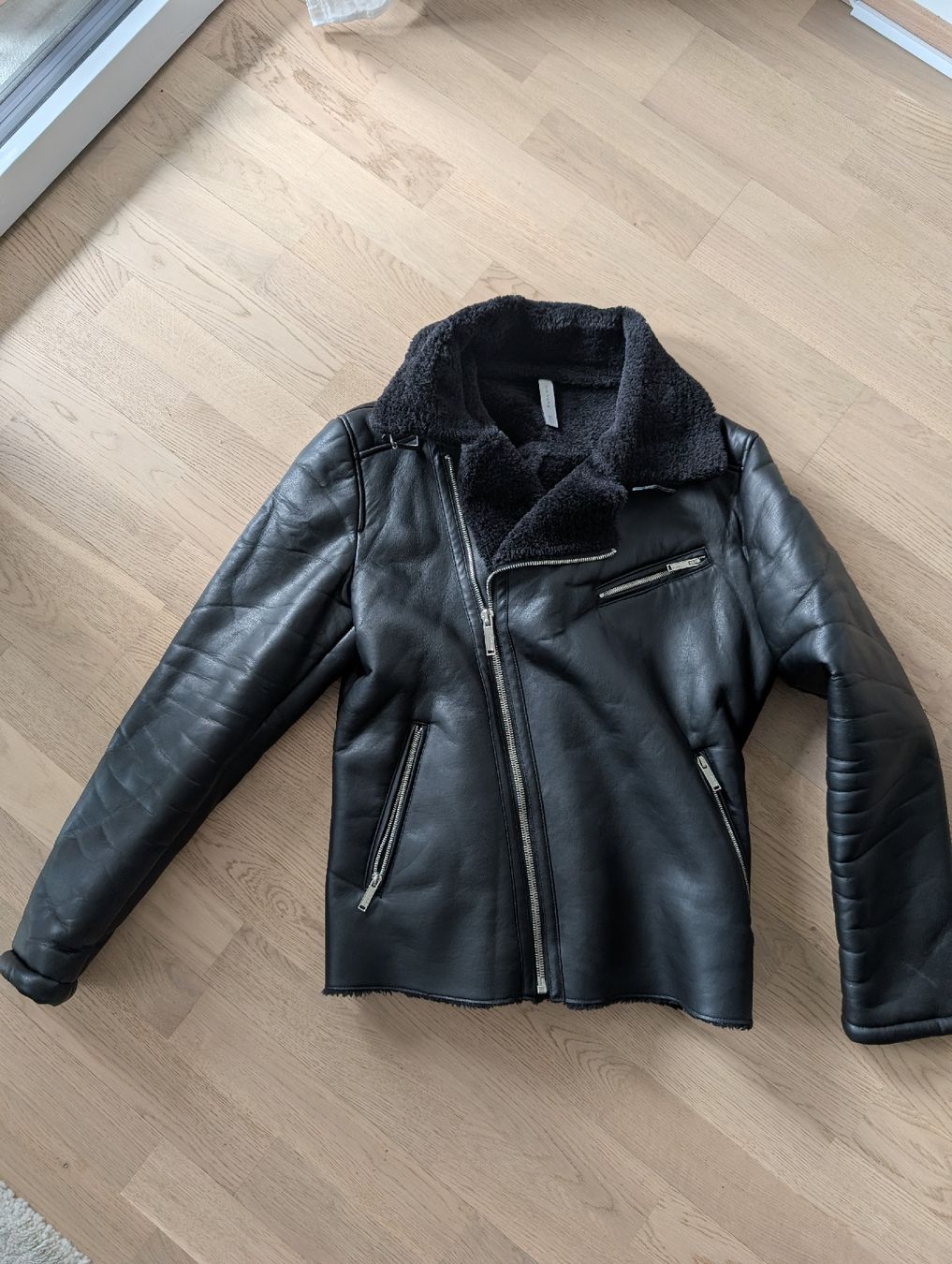 Zara Giacche: Zara Man Jacke Winter – Usato da Horw venduto da mr_marsu