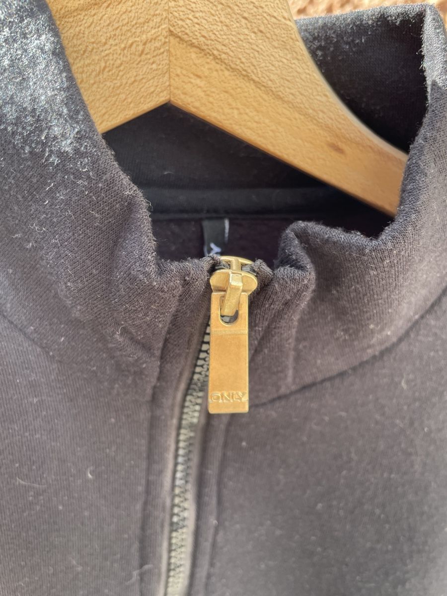 Only Pulls & Sweat-shirts: Only cropped Pulli – D'occasion à Basel par Blumi_13 1