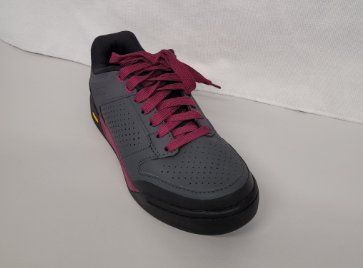 Giro Damenschuhe: GIRO Riddance W Shoe dark shadow/berry 39 – Neu und originalverpackt aus Giswil von mai_k7x7 1