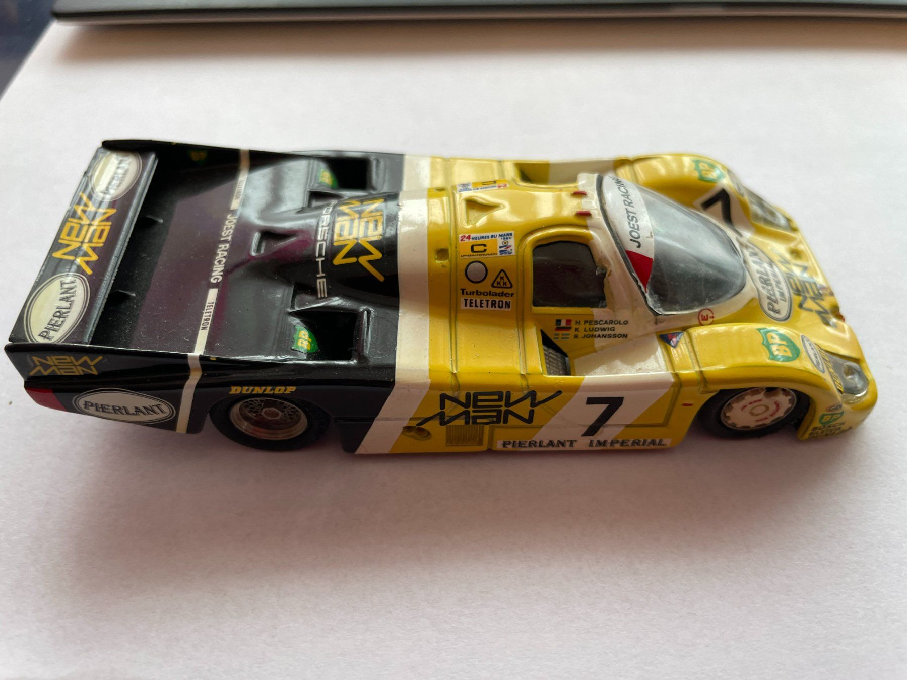 Porsche Modellini d'auto: Porsche 962 1:43 vitesse – Usato da Wohlen AG venduto da Erelpowerline