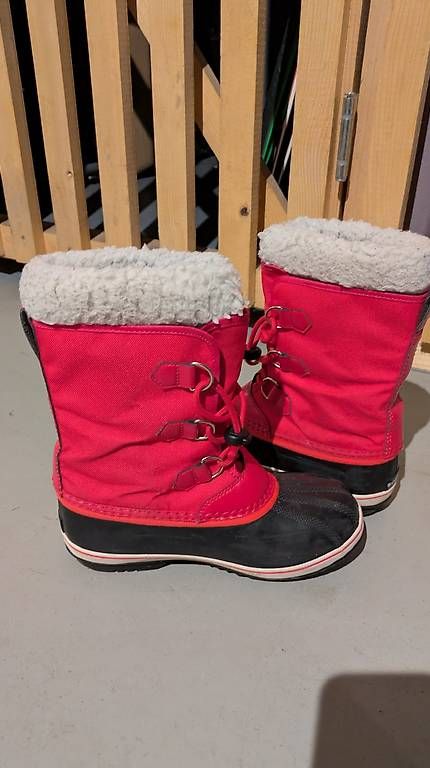 Sorel Scarpe per ragazzi: Bottes de neige Sorel taille 37 – Usato da Vinelz venduto da rav_h9zs 1