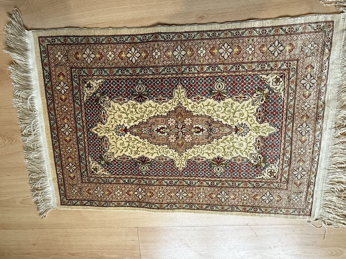 Tappeti: Perser Teppich, – Usato da Aarburg venduto da Schatzaffe