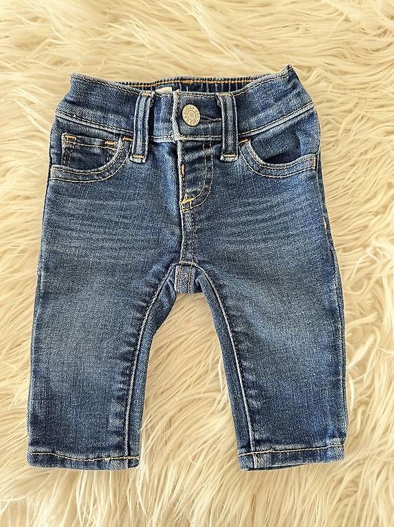 Pantaloni: Gap baby jeans – Usato da Fahrweid venduto da lei_8tnf