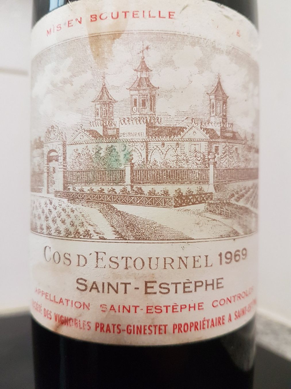 Vino: Château cos d'Estournel 1969 – Nuovo (secondo la descrizione) da Grenchen venduto da poggione 3