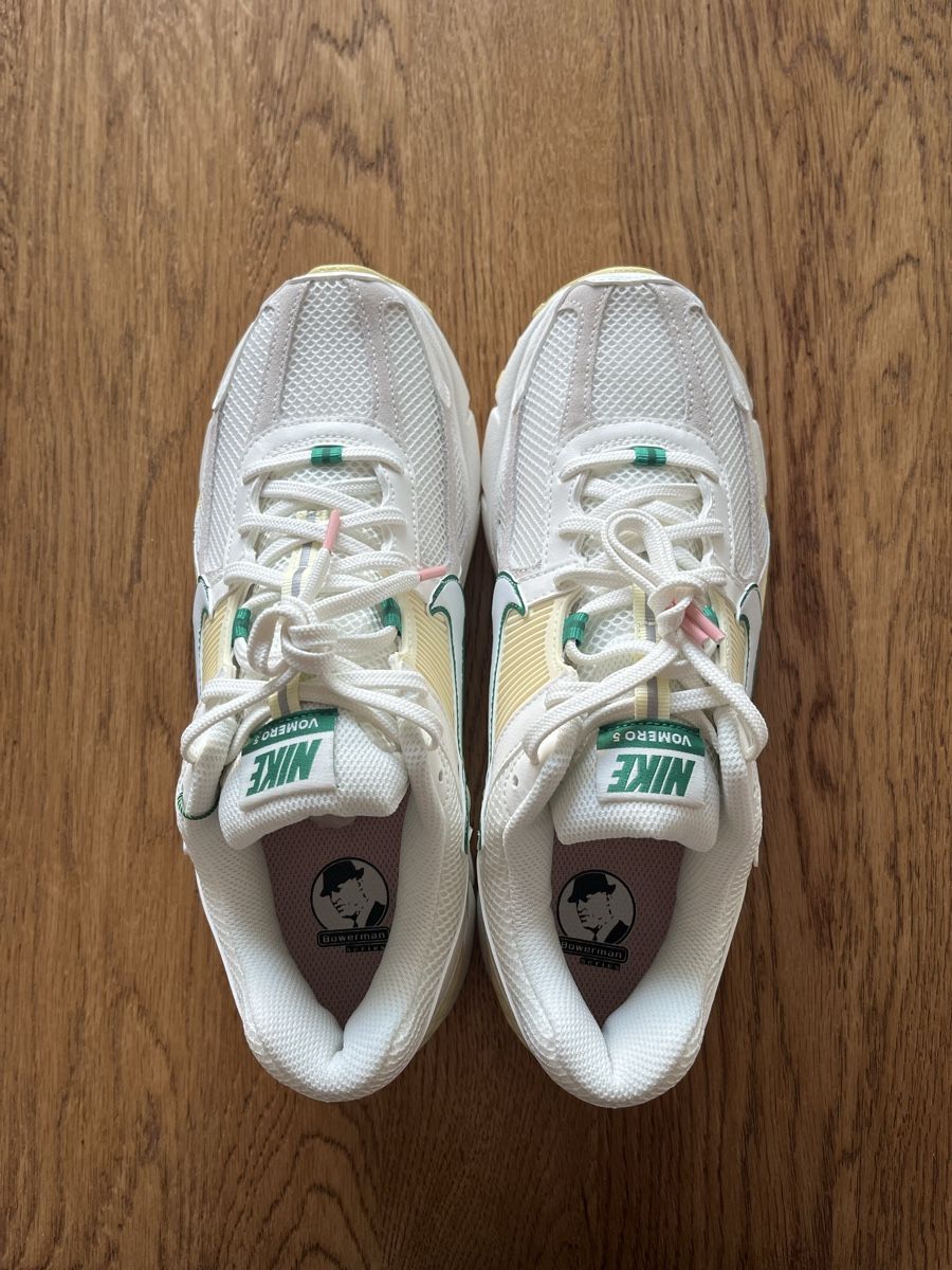 Nike Chaussures hommes: Nike Zoom Vomero 5 – Neuf avec emballage d'origine à Rüschlikon par Bopet 2