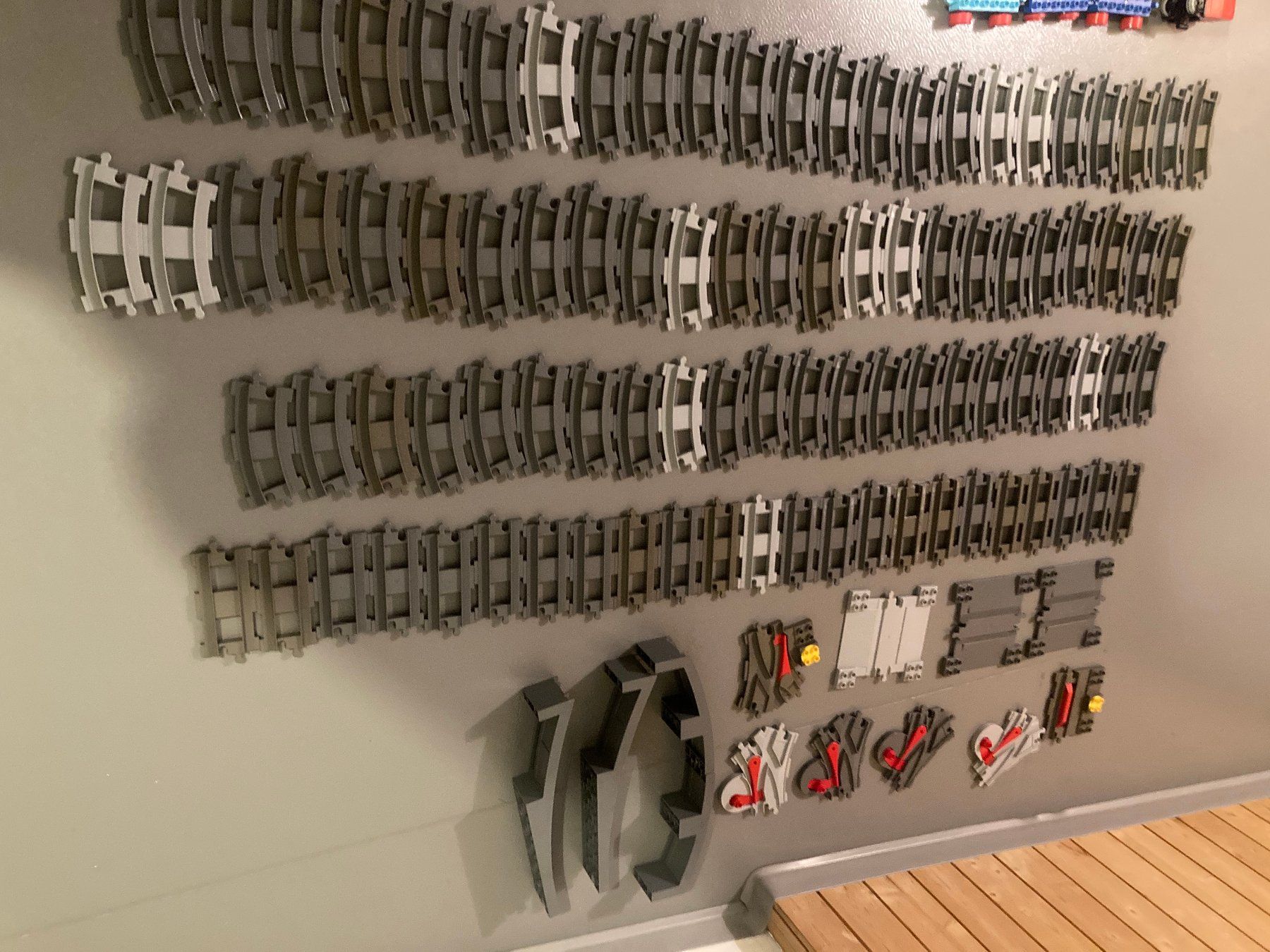 Giocattoli: Riesige Duplolandschaft inkl. elektrische Eisenbahnen – Usato da Winterthur venduto da Capriice 7