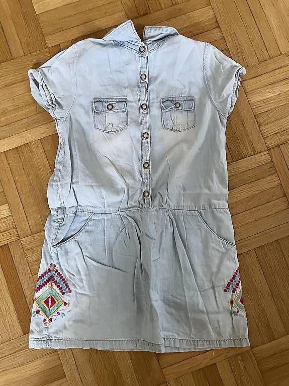 Lotti & Set di vestiti: Kleiderpaket Sommer Gr. 110 / 116 Mädchen – Usato da Zollikon venduto da CorViv 4