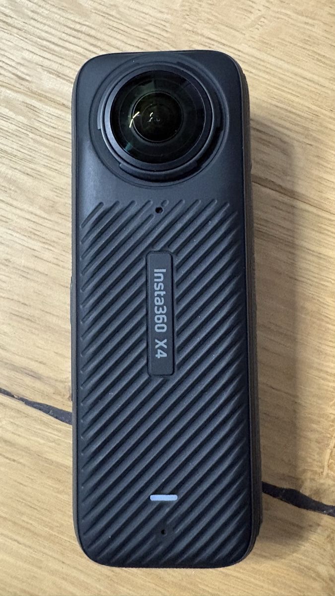 Insta360 Action Cam: Insta360 X4 – Gebraucht aus Saubraz von Ehoekie 1