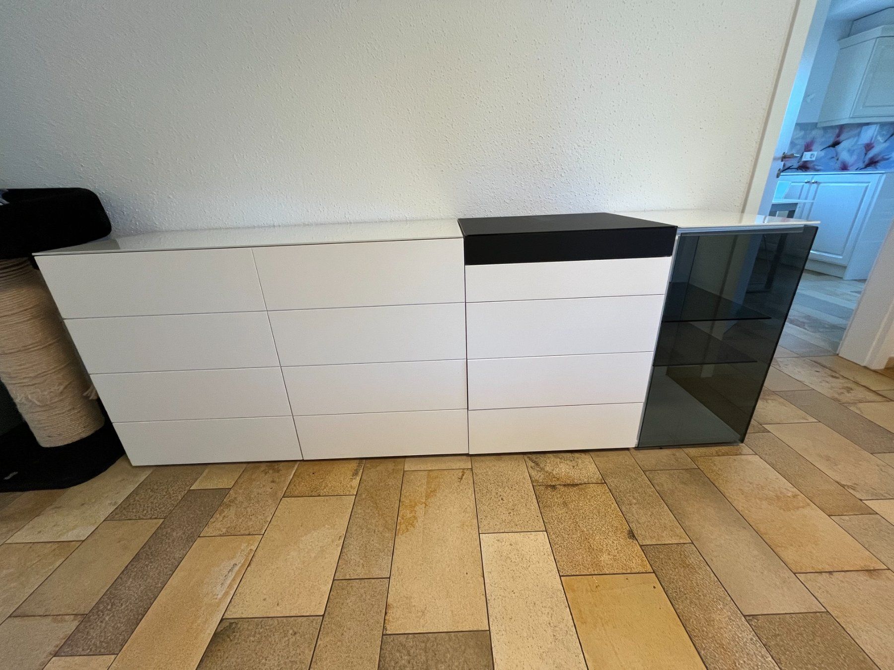 Kommoden: Modernes Sideboard Hochglanz Weiss-Schwarz Vitrine Barklappe – Gebraucht aus Leuggern von Yzerman2 1