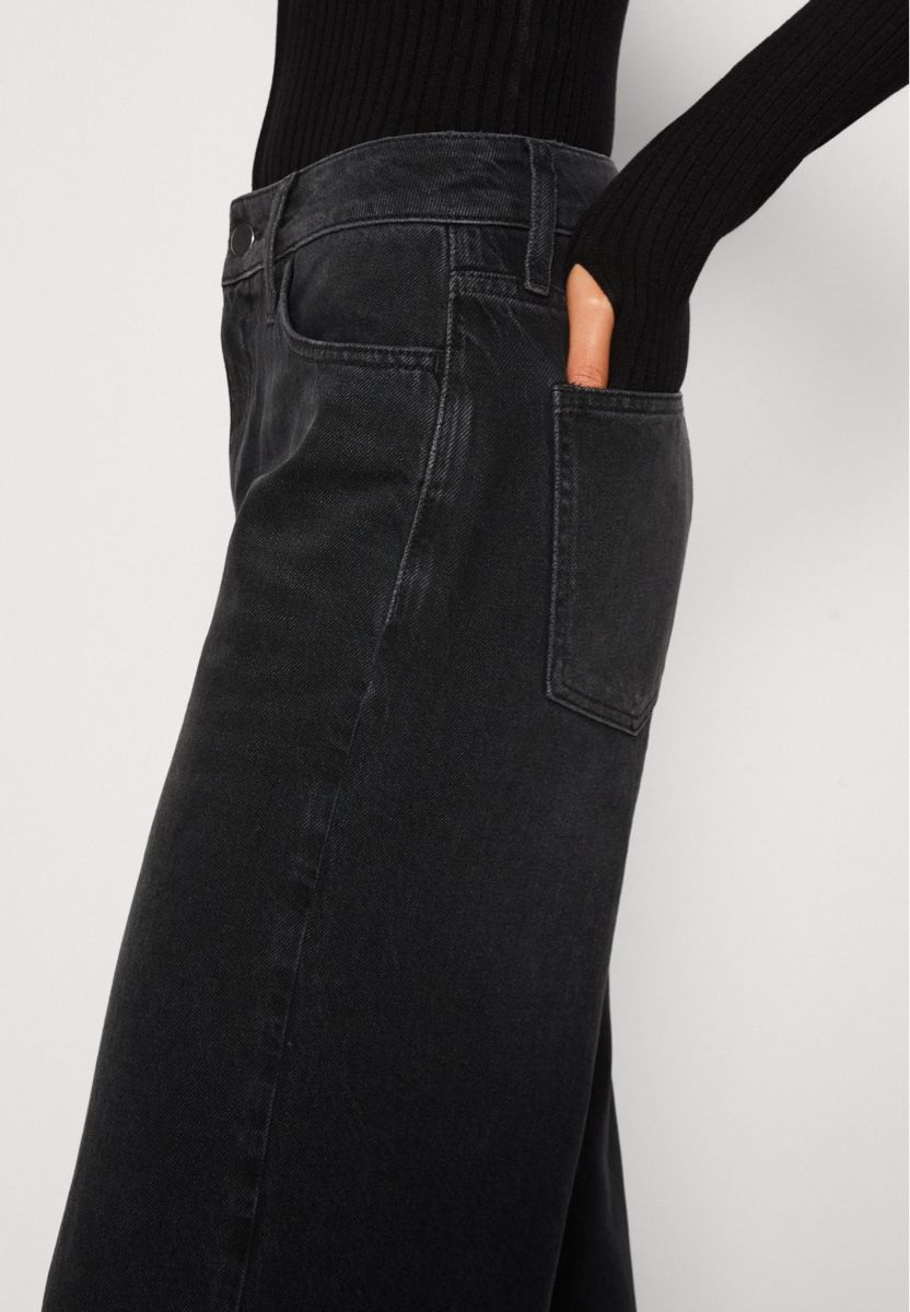 Jeans: Flared Jeans  / Culotte - black denim – Nuovo e nell'imballaggio originale da Zürich venduto da luxuryoutlet1 5