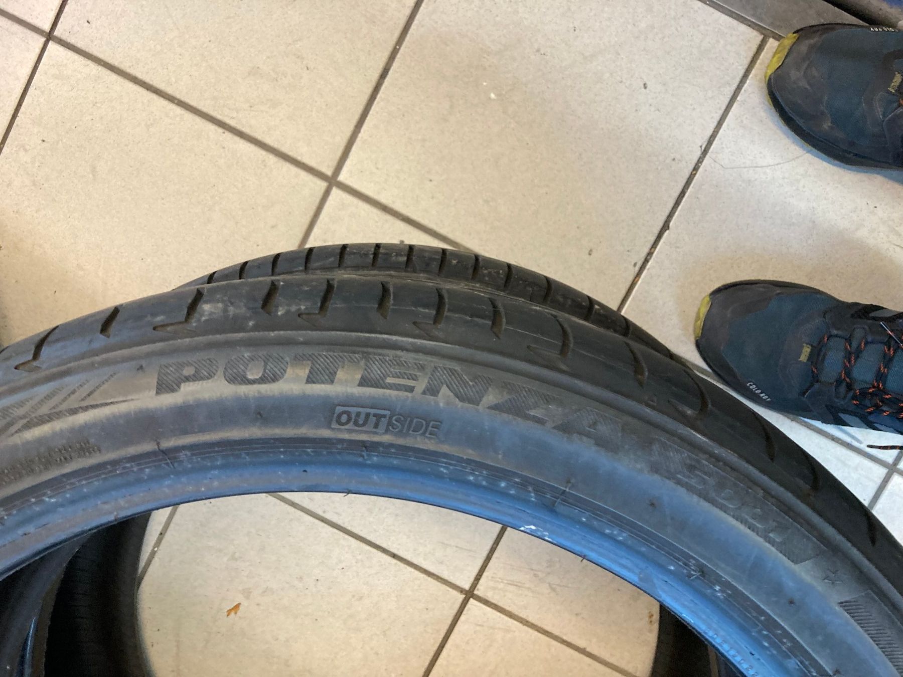 Bridgestone Pneumatici & Ruote complete: 215/45R20 Sommerpneu – Usato da Cham venduto da WB2223 4