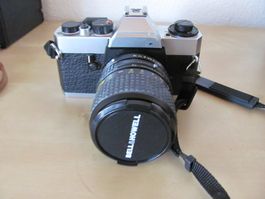 Spiegelreflexkamera Bell & Howell 35-70mm mit Zubehör
