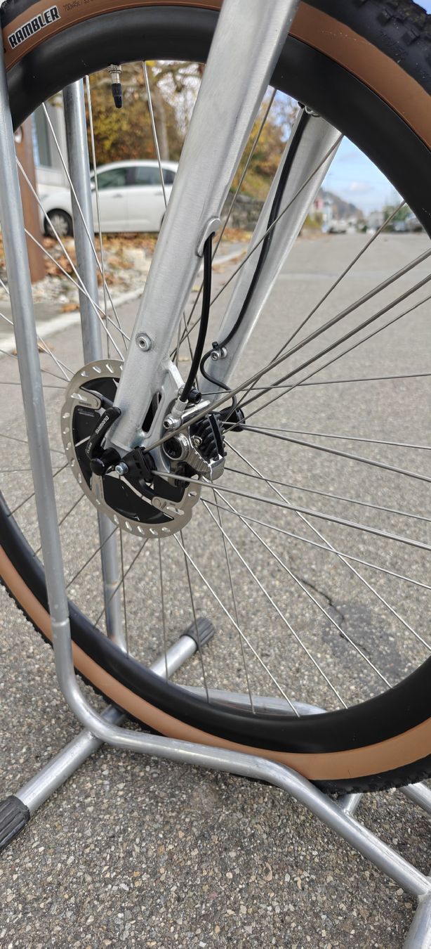 Velos: Gravelbike – Neu und originalverpackt aus Biel/Bienne von the__hug 4
