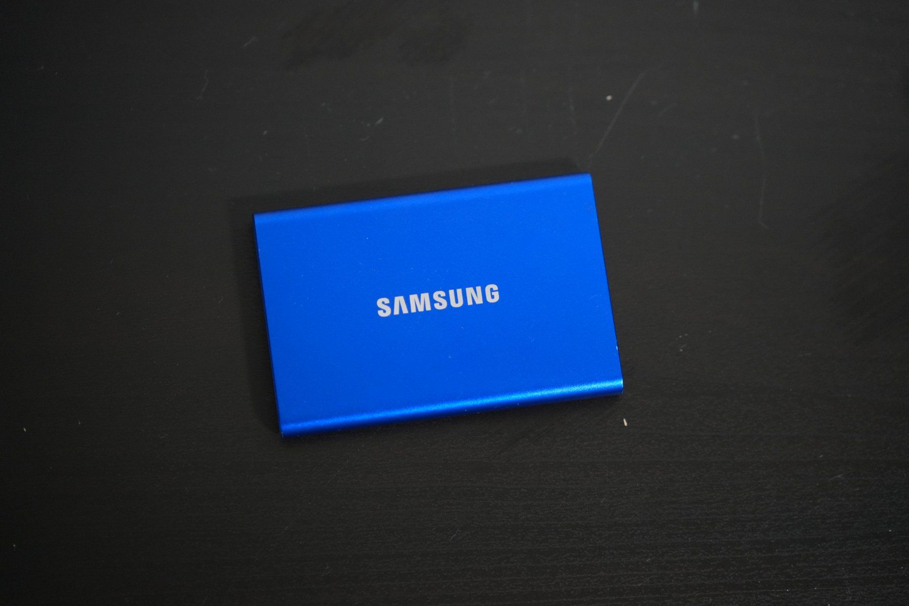 Samsung Dischi rigidi: Samsung T7 Portable SSD 2TB – Usato da Neuchâtel venduto da yan_lq56