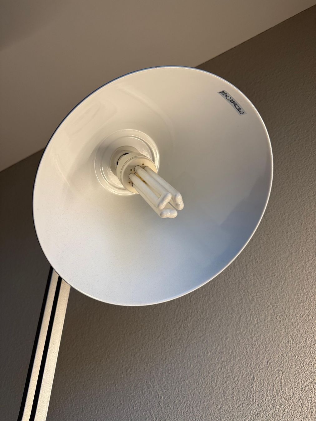 Lampade: Graue Stehlampe Brilliant Winston – Usato da Kloten venduto da canela9 1