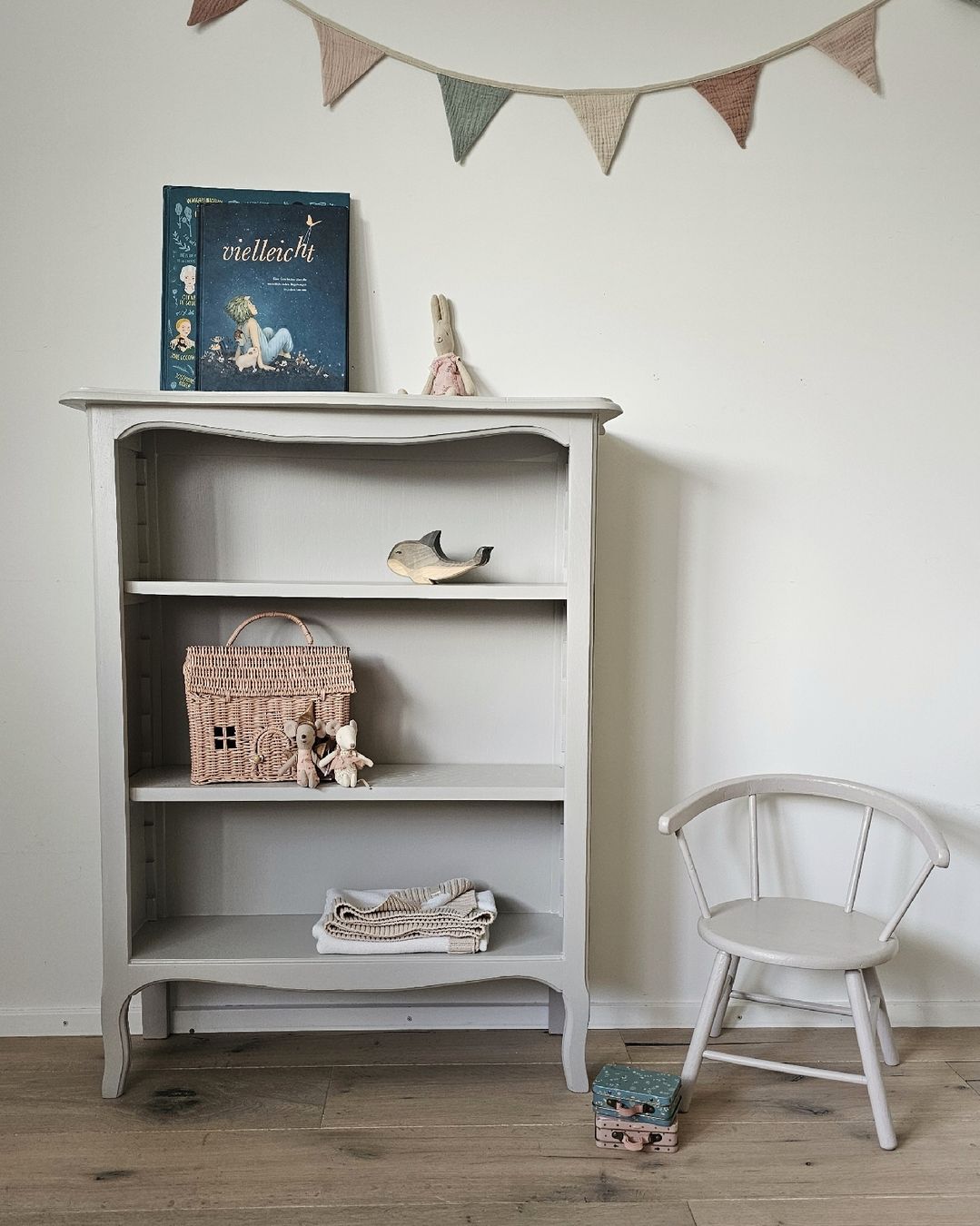 Scaffali: vintage Regal / Kinderregal – Nuovo (secondo la descrizione) da Genolier venduto da kids_love_vintage