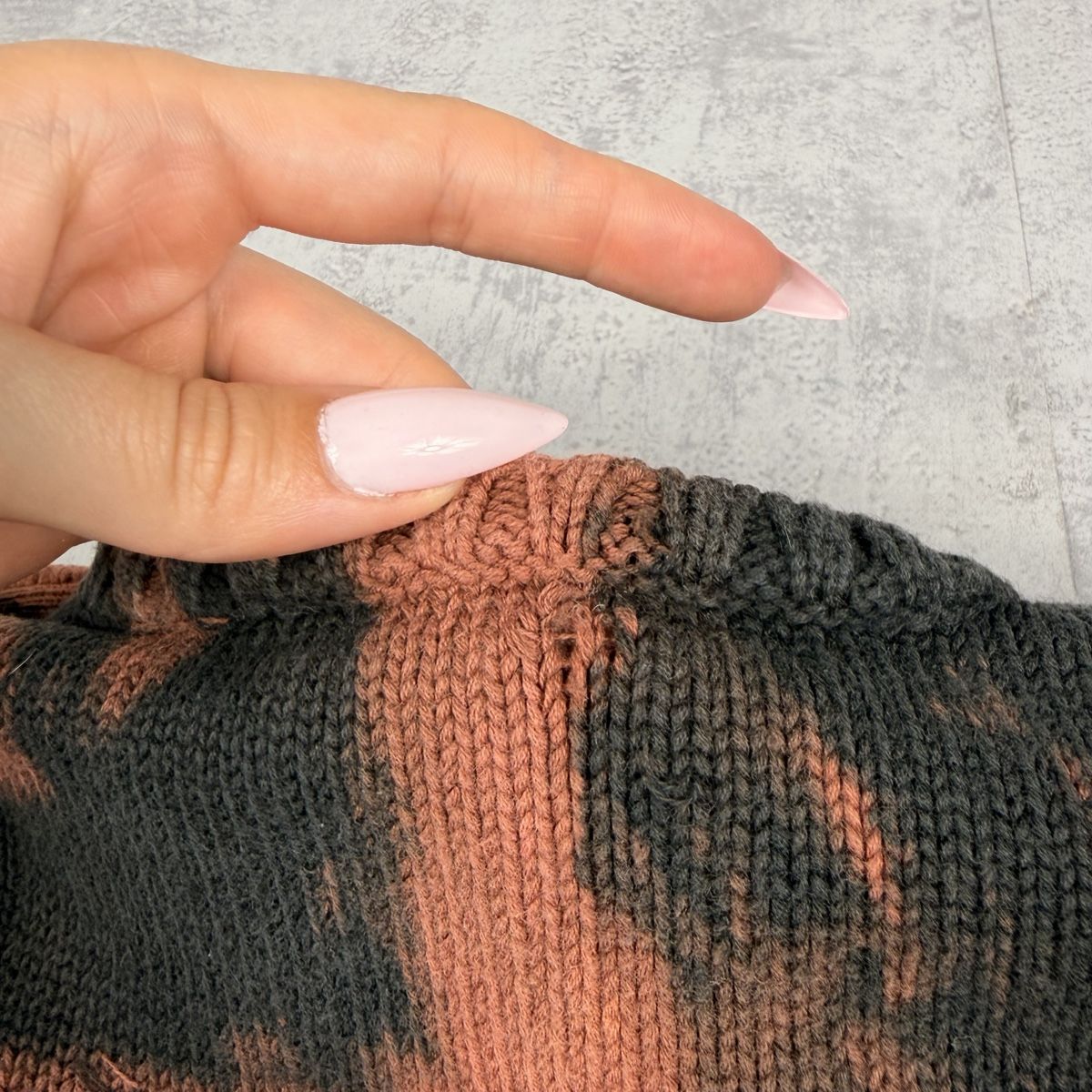 Ralph Lauren Pulls & Sweat-shirts: Pull Ralph Lauren tie-dye rouille et noir - Taille M – D'occasion à Neuchâtel par aliceguins 5