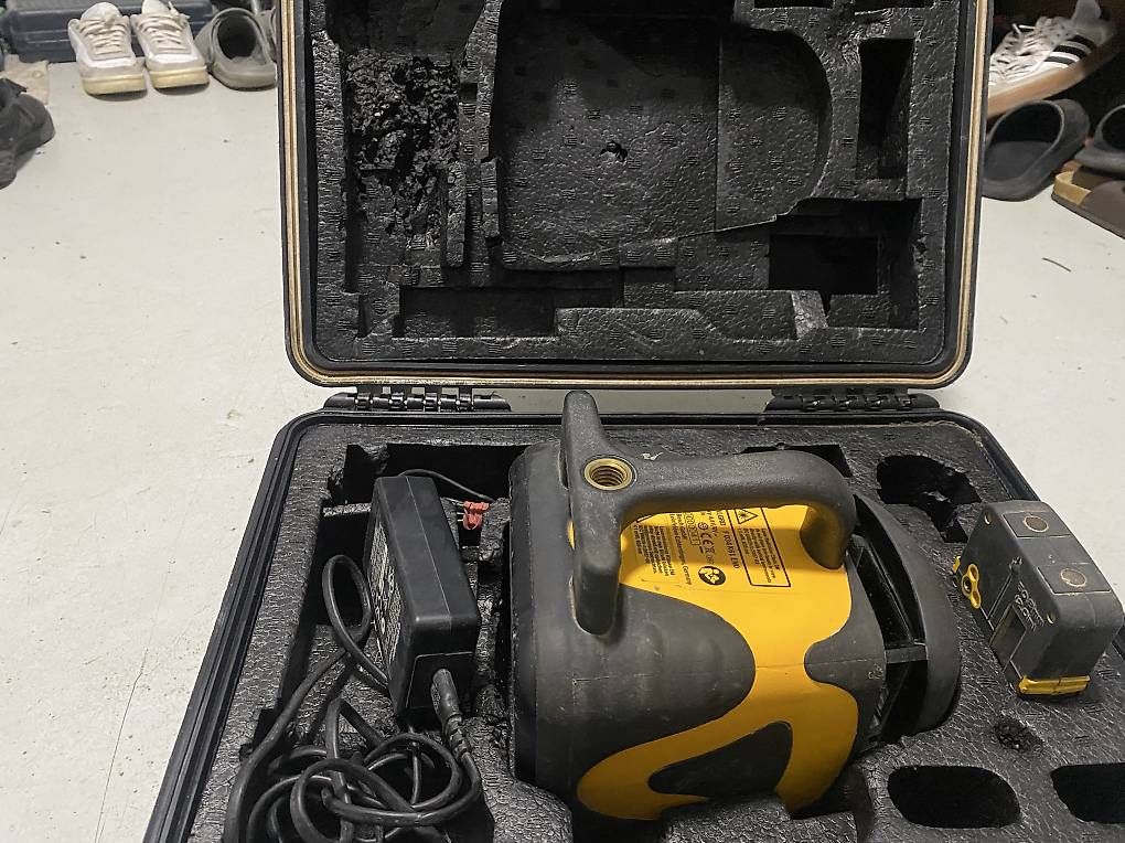 Misurare: CST - Berger Rotation Laser – Usato da Erlinsbach SO venduto da AgimR01 2