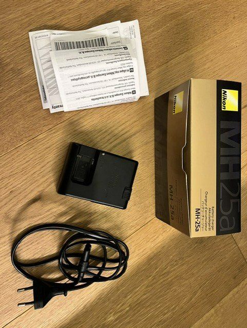 Caricatori & Batterie: Nikon Ladegerät MH-25a mit Garantie – Nuovo e nell'imballaggio originale da Basel venduto da sampa007 1