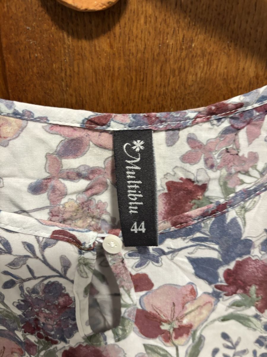 Camicette: Camicia Multiblu floreale Taglia 44- Ideale per la primavera – Nuovo (secondo la descrizione) da Schwyz venduto da Francesca54 1