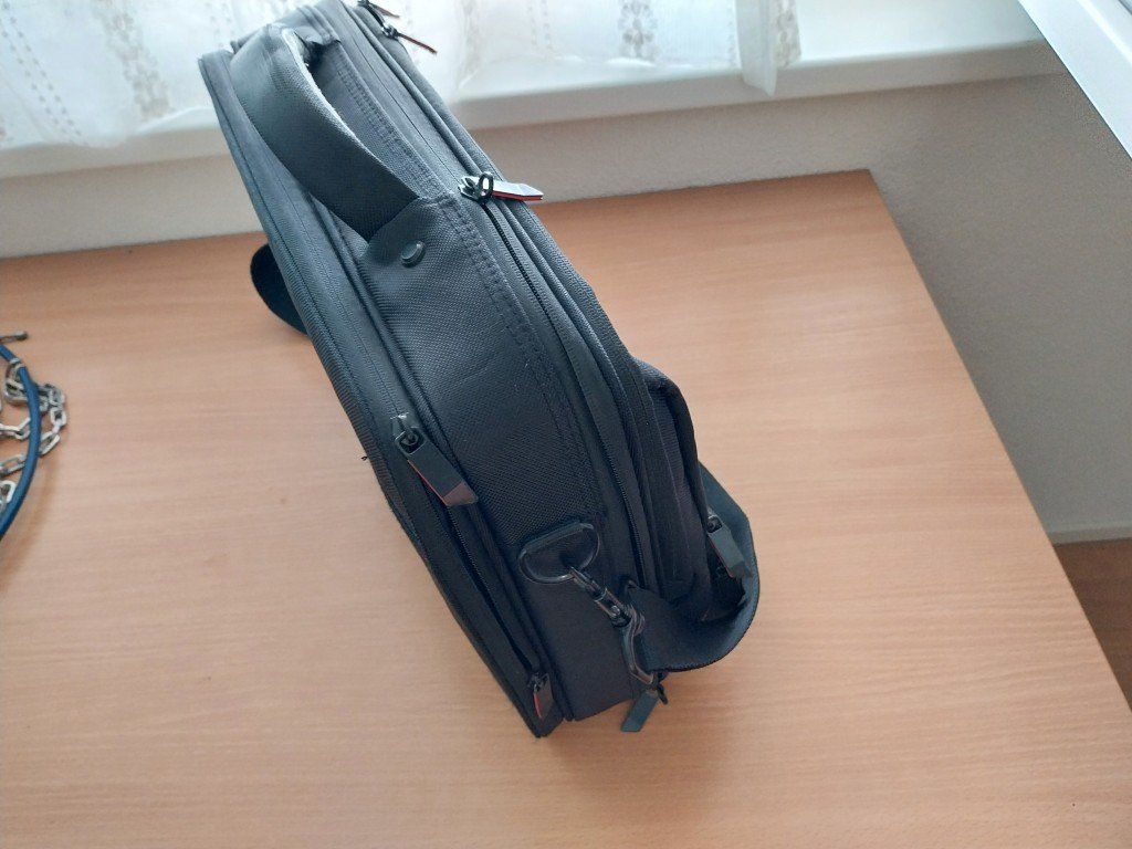 Fujitsu Borse: Laptoptasche Fujitsu schwarz – Usato da Goldau venduto da feh_2qvj 4