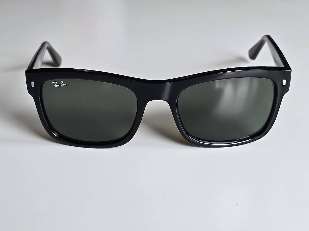 Brillen & Gläser: Lunettes de soleil Ray-Ban – Gebraucht aus Penthalaz von Cortis 4