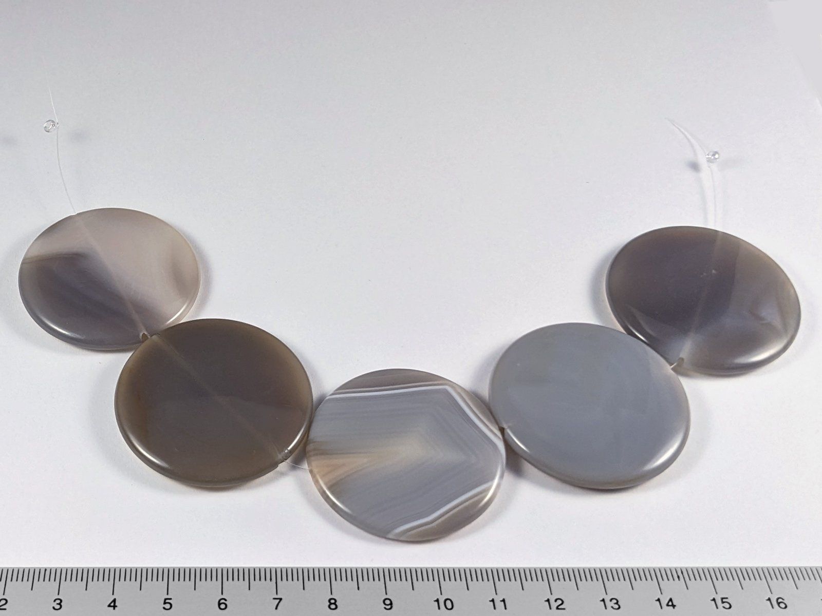Minerali & Pietre curative: graue Achat - flache Scheiben 40mm durchbohrt 5Stk. – Nuovo e nell'imballaggio originale da Meilen venduto da GypsyCat 1