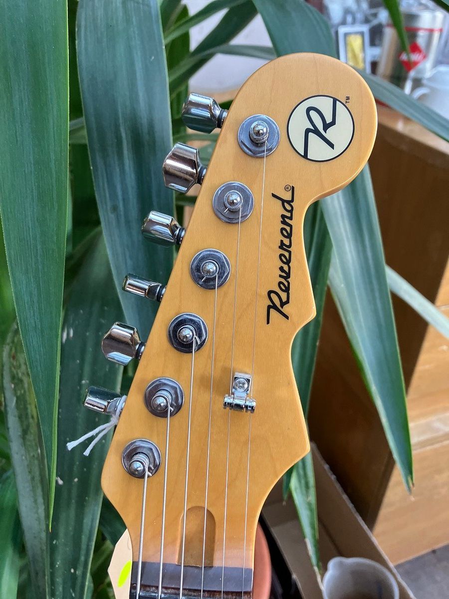 Strumenti musicali: Reverend Gitarre USA – Usato da Zofingen venduto da bjmusic 2