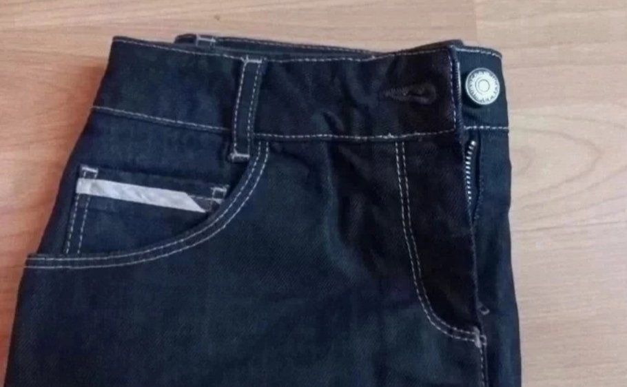 Burberry Vestiti & Gonne: Une jupe jeans Burberry 12ans – Nuovo (secondo la descrizione) da Leytron venduto da SoniaGreen 2