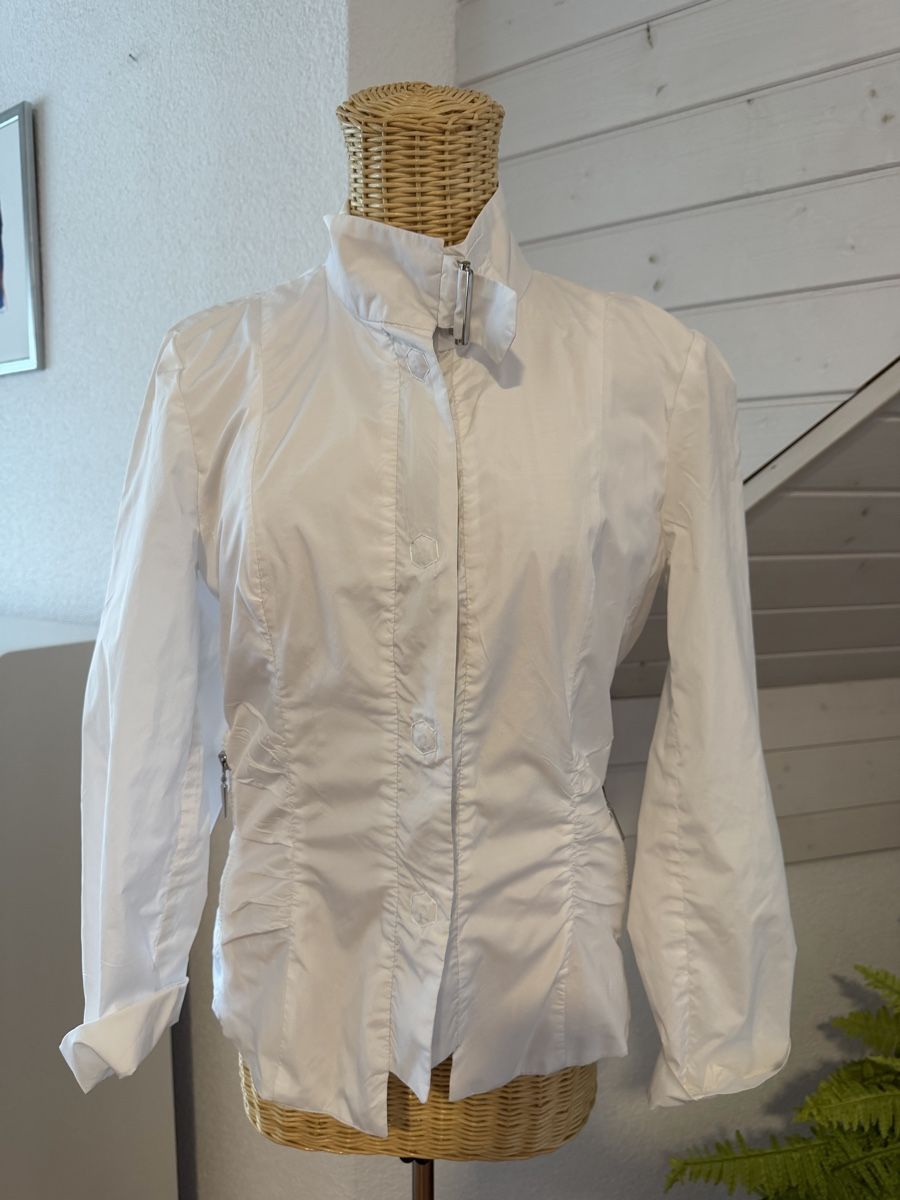 Airfield Giacche: Blusenjacke von Airfield – Usato da Widnau venduto da Sheleila