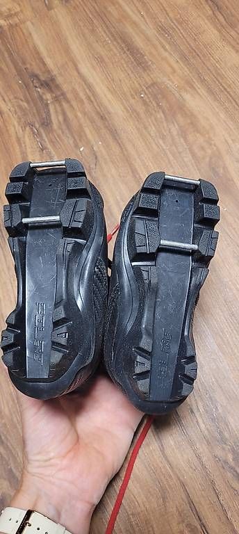 Salomon Scarpe da uomo: Salomon langlaufschuhe junior gr. 25.5 – Usato da Windisch venduto da roumetm 2
